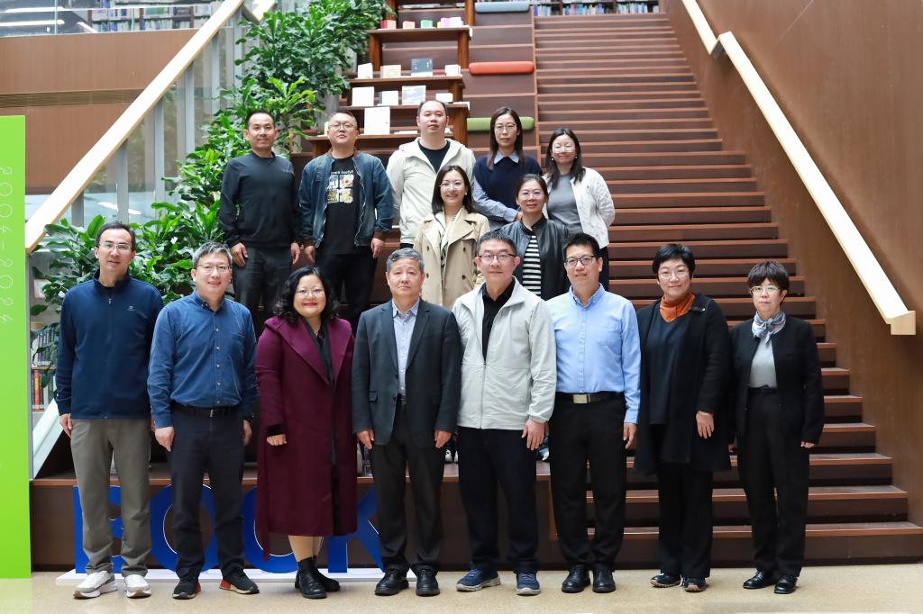 图书馆（档案馆）管理团队赴深圳大学、中山大学（深圳校区）图书馆开展专题调研