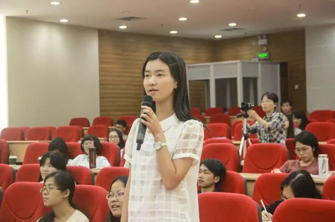 QQ截图20161031103425.png QQ截图20161031103425.png